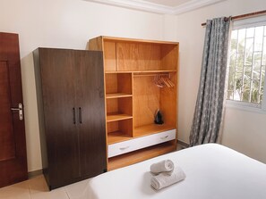 1 bedroom, iron/ironing board, WiFi, bed sheets
