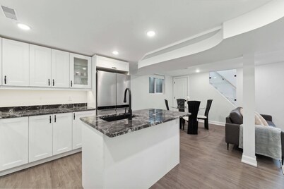 Modern 3 Bedroom Suite