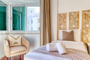 3 bedrooms, in-room safe, iron/ironing board, free WiFi