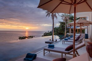 2 outdoor pools, pool umbrellas, sun loungers - The Aquila Villa  (Kamala)
