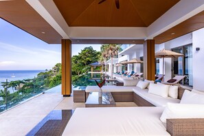Sun deck