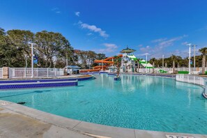 Sisäuima-allas, ulkouima-allas