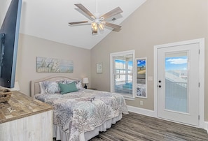 5 bedrooms, iron/ironing board, travel crib, free WiFi