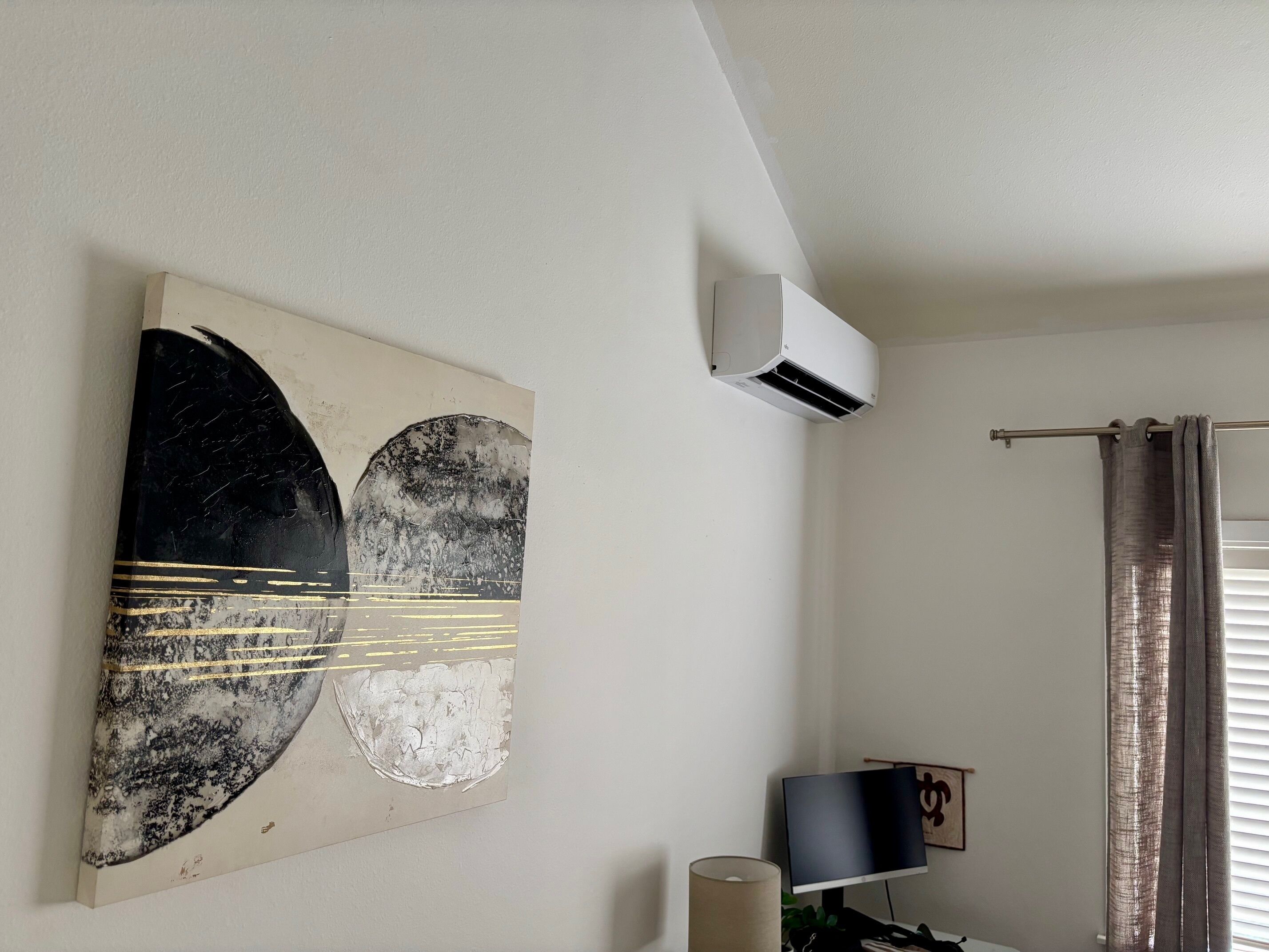 Guest bedroom AC