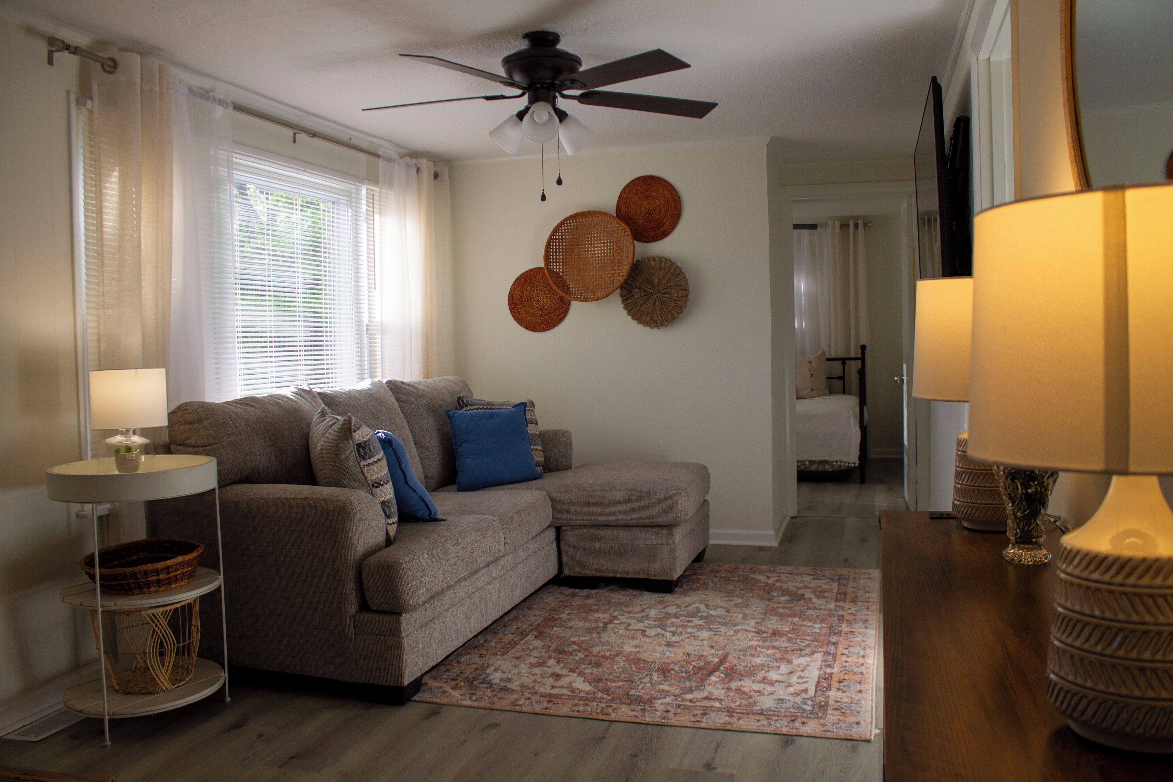 Quaint 2-bedroom Home On An One Acre Lot In Lovely Alvaton With Ac And Wifi. - Bowling Green, KY