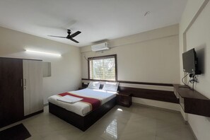 Lits pliants/supplémentaires, Wi-Fi gratuit, draps fournis