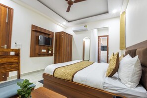 ห้องดีลักซ์ดับเบิล | โต๊ะทำงาน, ห้องเก็บเสียง, เตารีด/โต๊ะรีดผ้า, Wi-Fi ฟรี