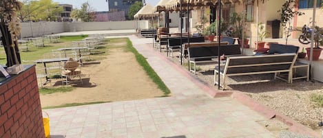 施設の正面