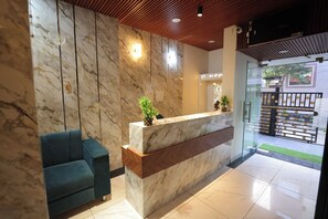 Reception - Royal Taj Twin Palace near Taj Mahal (Agra)