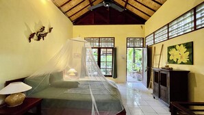 Ảnh chưa phân loại, 4 trong số 30 ảnh, nút