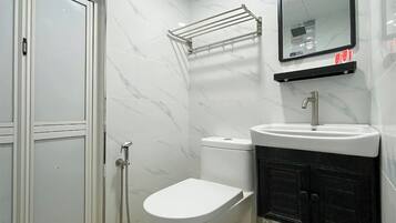 Shower, towels