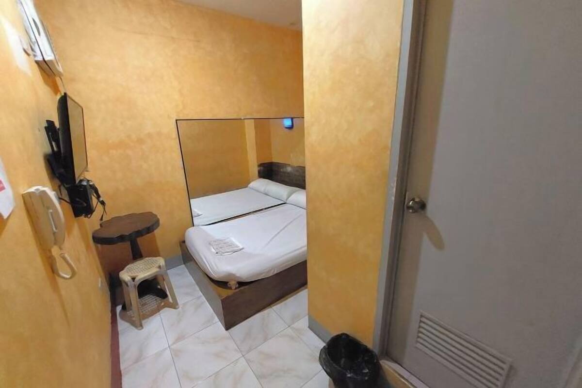 In-room safe, desk, free WiFi, bed sheets