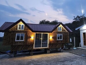 Fachada de la propiedad