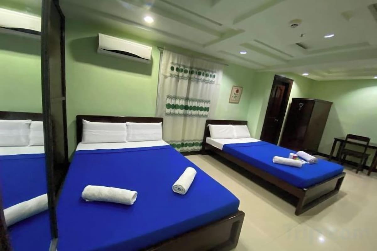 Desk, iron/ironing board, free WiFi, bed sheets