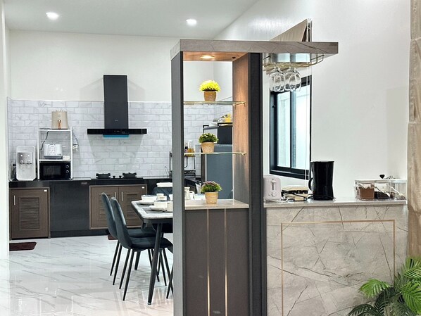 Wi-Fi gratuit, draps fournis