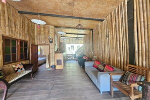 Lobby - Mae Mae Home (Chiang Dao)