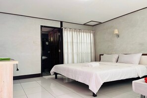 Rom – deluxe | Skrivebord, wi-fi (inkludert) og sengetøy