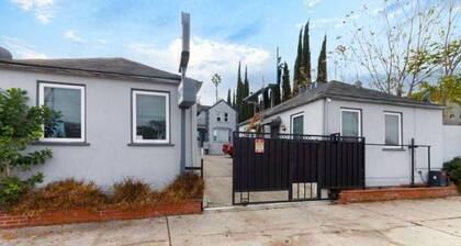 Unfurnished Cozy Studio Apartment in Studio City