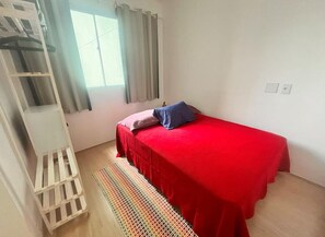 2 室のベッドルーム、WiFi、ベッドシーツ