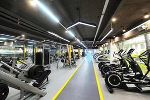 Luokittelematon kuva, 4 kautta 69, painike