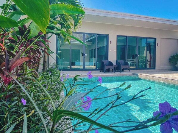 Pool - Beautiful 4 Bedroom Private Pool Villa in Laguna Bangtao, Daily Cleaning (Tambon Choeng Thale)