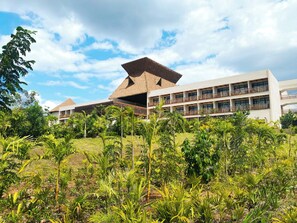 Front of property - Hotel Mundo Maya Chichén Itzá (Chichen Itza)