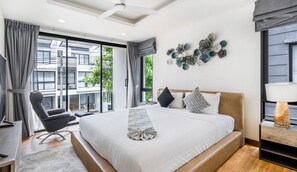 5 bedrooms, iron/ironing board, WiFi, bed sheets - Beautiful 5 Bedroom Pool Villa in Laguna Bangtao, Close to beach, Daily Cleaning (Tambon Choeng Thale)