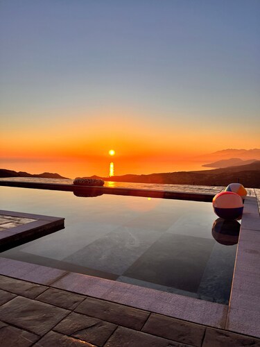 Villa Panorama | Sunset Retreat