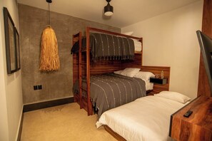 3 bedrooms, WiFi, bed sheets