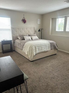 4 多间卧室、熨斗/熨衣板、免费 WiFi、床单