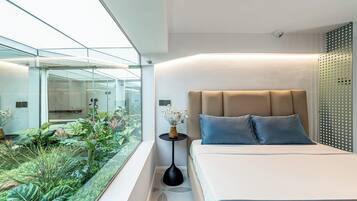 Premium Apartment, City View