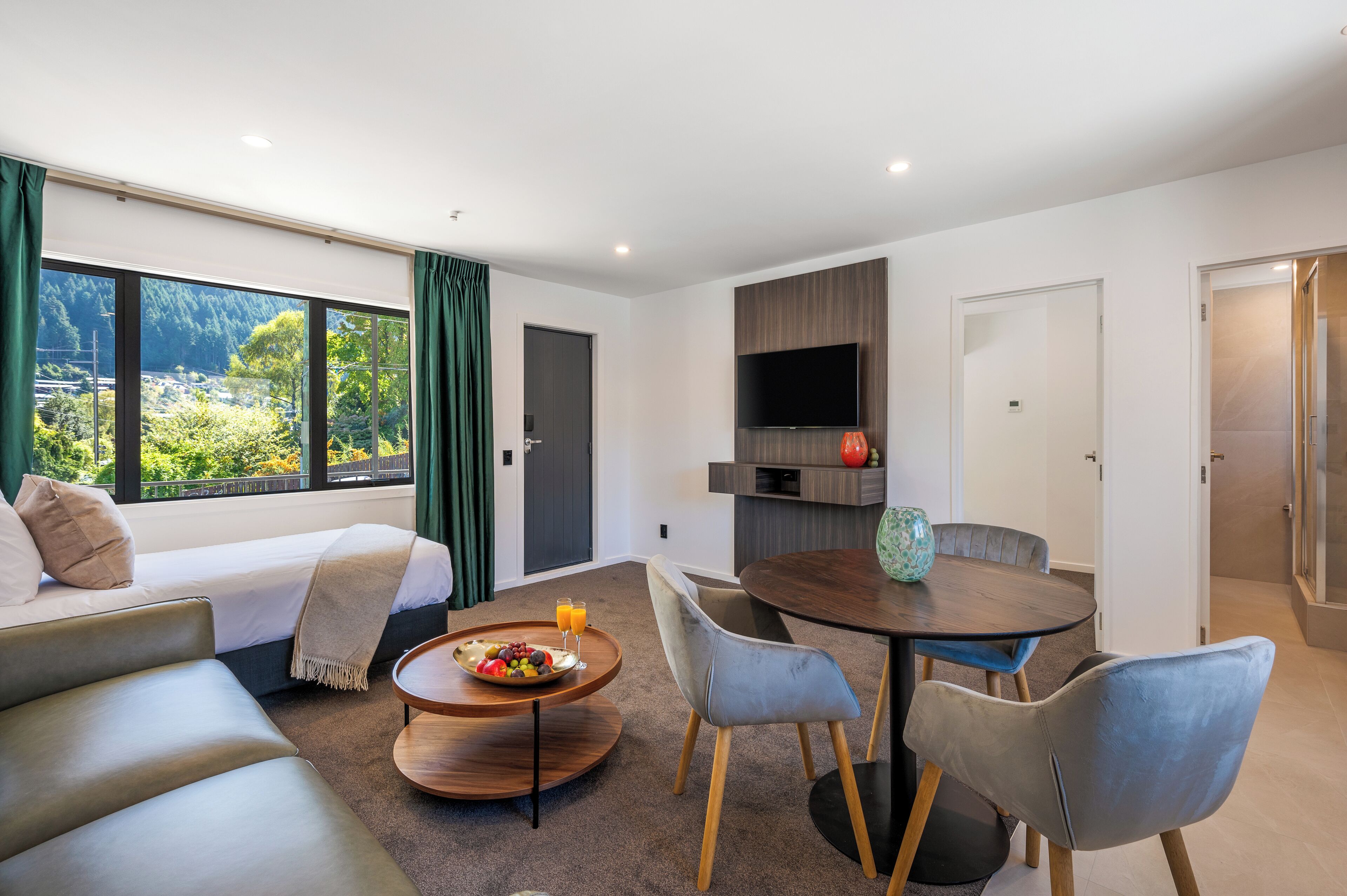 Photo - Luxe Suites & Apartments