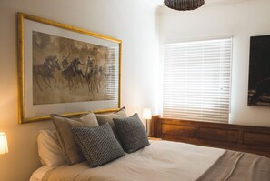 4 chambres, fer et planche à repasser, Wi-Fi, draps fournis