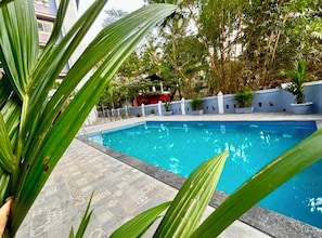 Outdoor pool - Mona Collective at Serenova (Calangute)