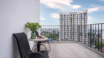 Superior Apartment, 2 Bedrooms, Kitchen, City View | City view