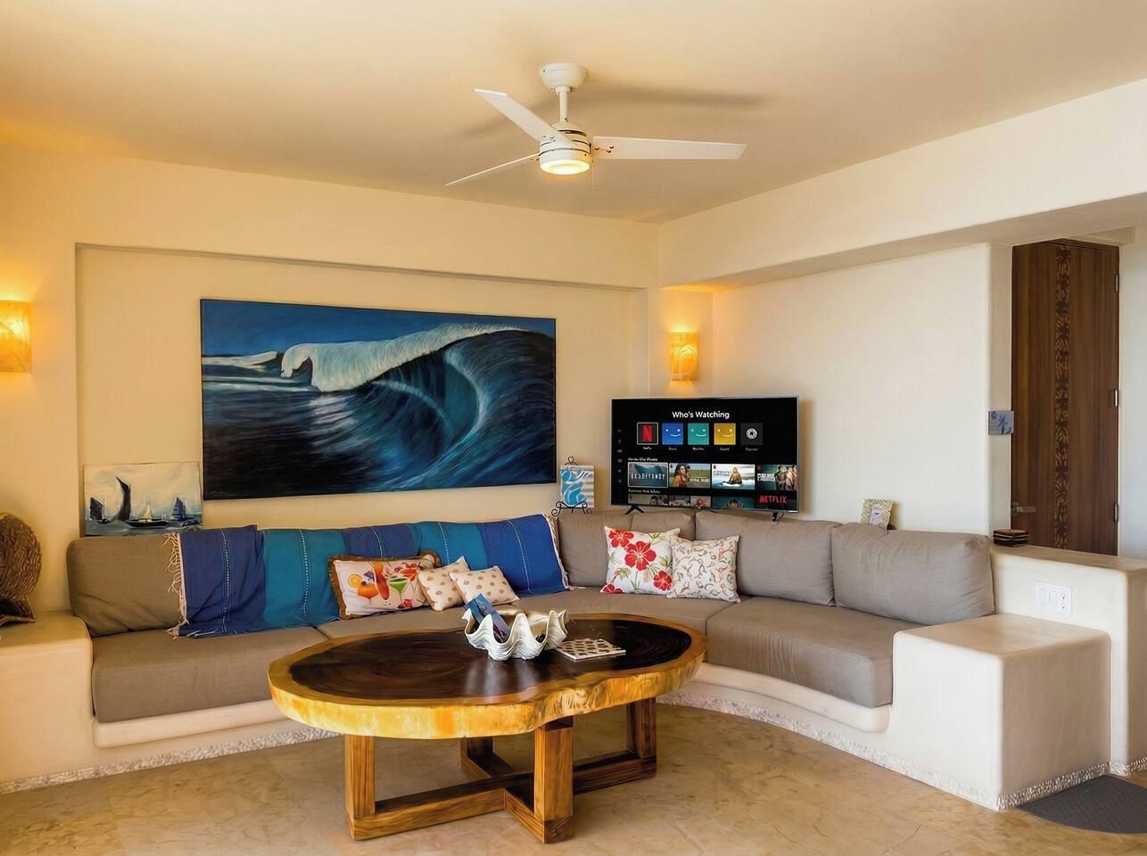 Luxury Penthouse At Aura Del Mar - 지후아타네호