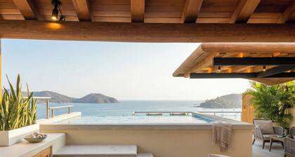 Luxury Penthouse at Aura del Mar