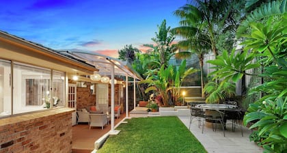 Stunning Contemporary Home with Tropical Garden