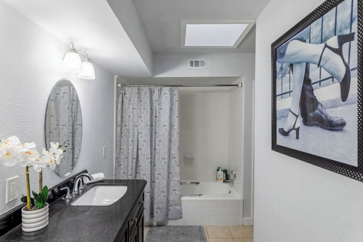 Photo 5 of 3BR The Montrose Collective F! Steps to Food & Fun