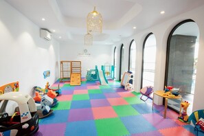 Children’s play area – indoor