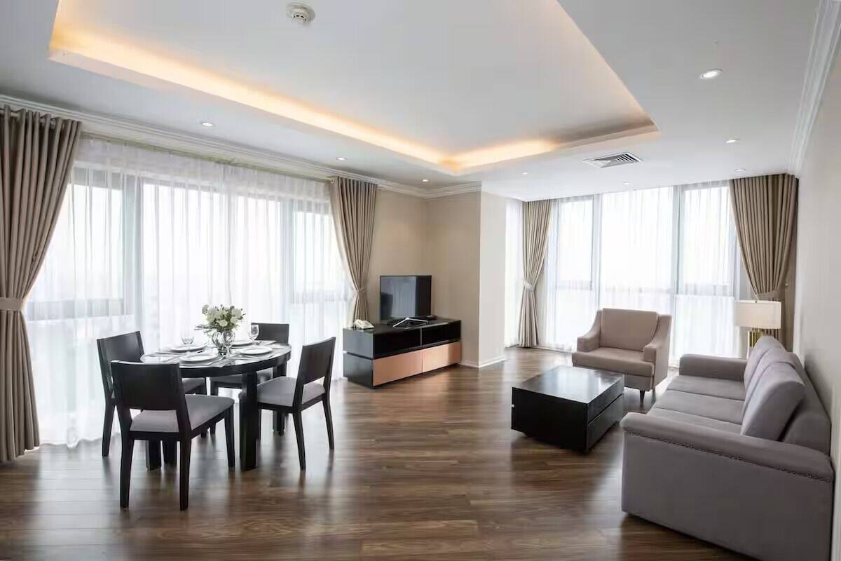 Appartamento Superior, 2 camere da letto, cucina, vista città | Vista dalla camera