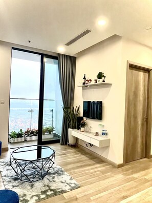 Superior Apartment, 2 Bedrooms, Kitchen, City View | Living area | 42-inch flat-screen TV with cable channels