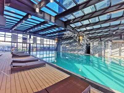The Matrix One - Luxury free Gym & Pool