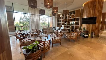 Sala de estar en el lobby