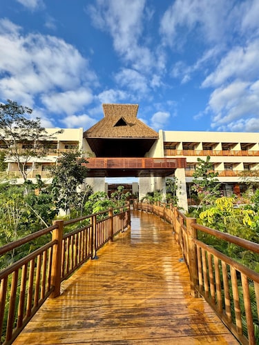 Hotel Mundo Maya Edzná