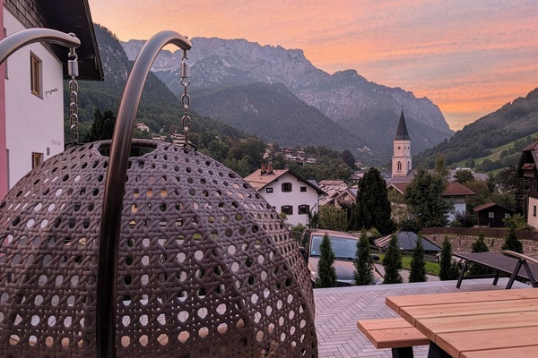 Haus Schiller (DE Marktschellenberg) - Schiller Günther - 48075-Magische Sonnenuntergänge am Untersberg auf unserer Wohlfühlterasse