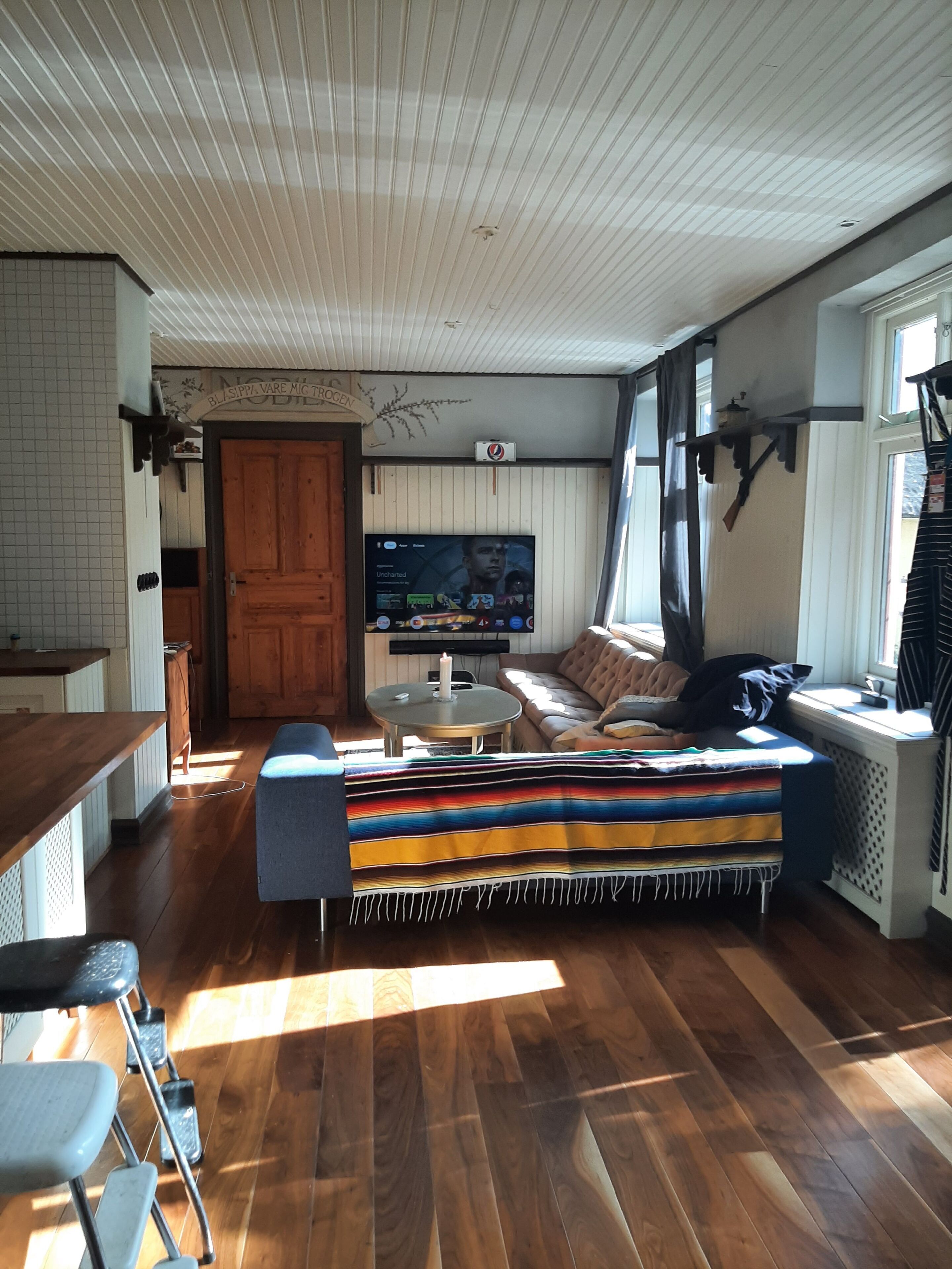 Room, 1 Bedroom, Smoking | Living area
