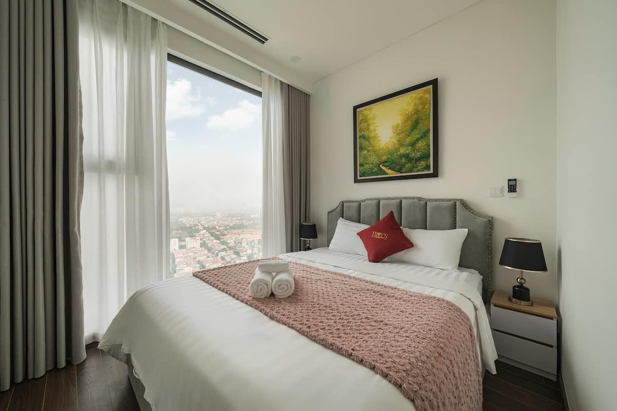Superior Apartment, 2 Bedrooms, Kitchen, City View | Desk, laptop workspace, blackout curtains, soundproofing