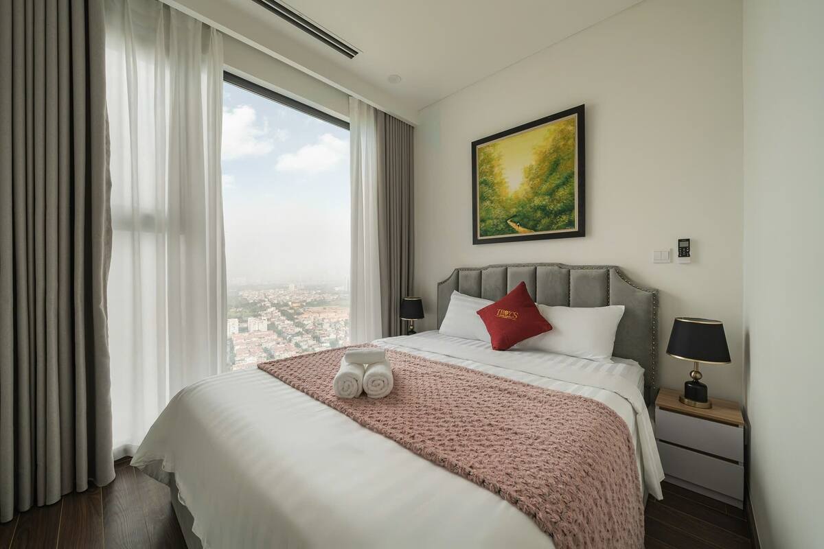 Departamento Deluxe, 2 habitaciones, balcón, vista a la ciudad | 3 habitaciones, escritorio y espacio para trabajar con laptop