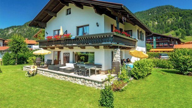 Outdoor dining - 3-garden apartment Lofer (Reit im Winkl)